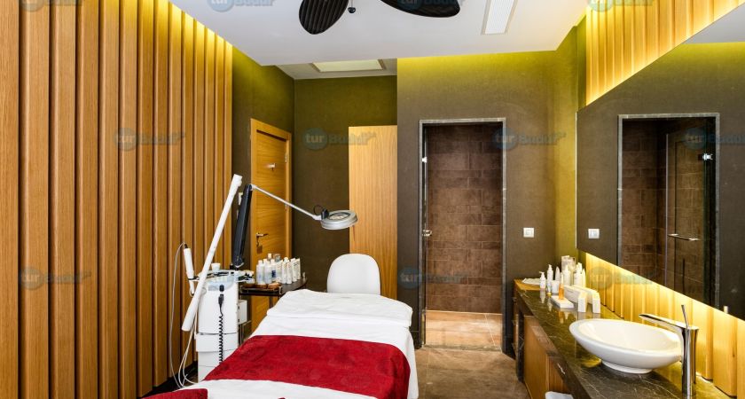 Titanic Luxury Collection Bodrum